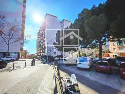 Local en Avenida Can Serra    5, L'Hospitalet de Llobregat Barcelona