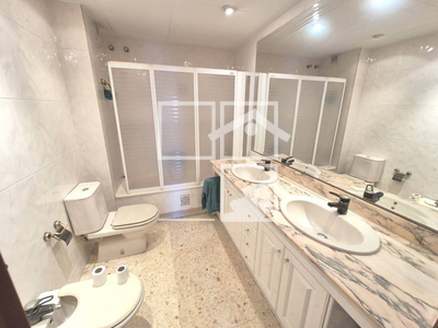 Local en Calle Circunvalación    1º, Santa Coloma de Gramenet Barcelona