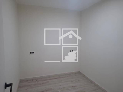 Local en Calle Roma   15 ENTRESUELO, Santa Coloma de Gramanet Barcelona